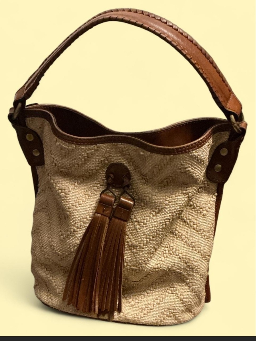 Patricia Nash Otavia bucket bag